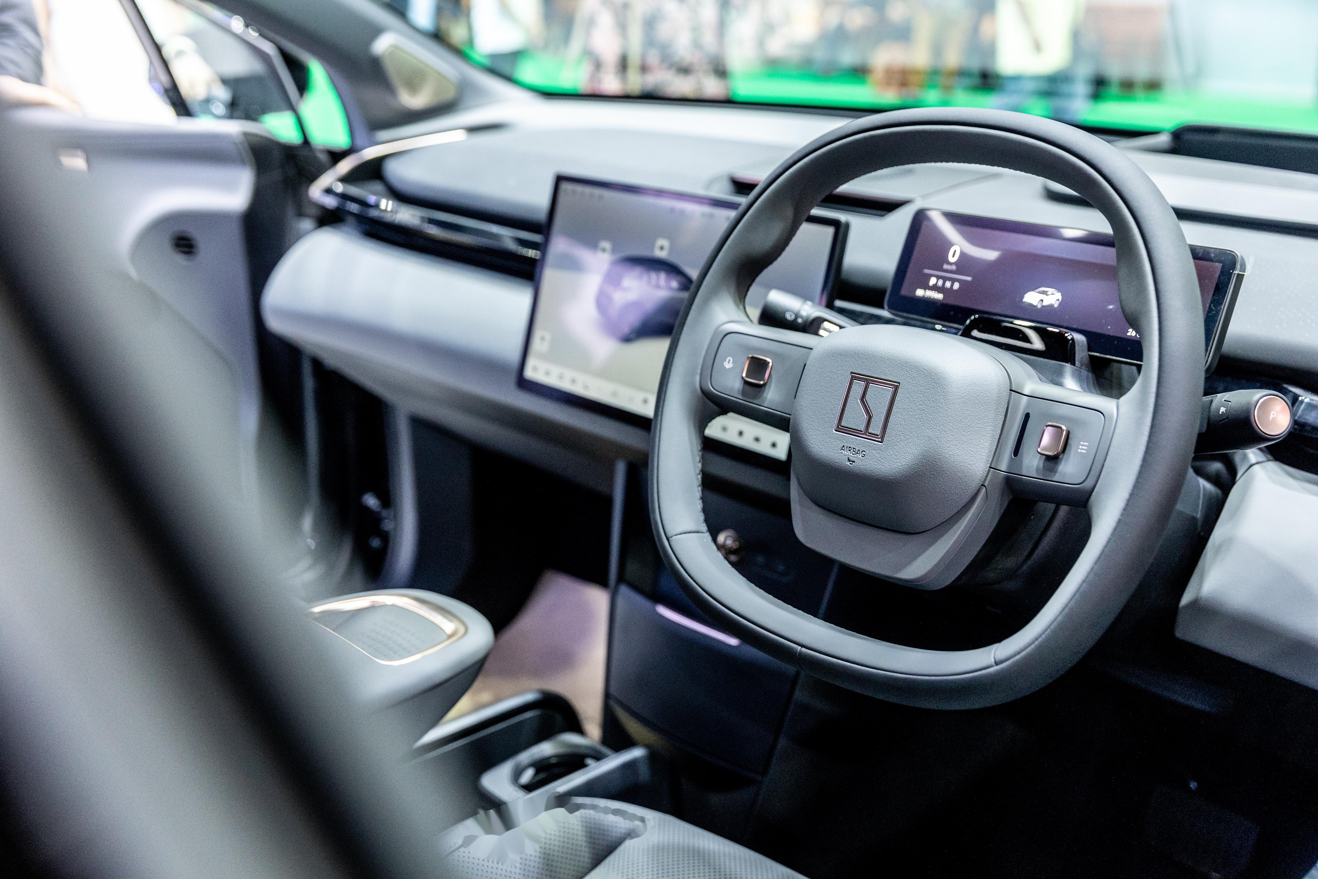 极氪x/极氪009/极氪007 亮相曼谷国际车展 同时右舵版极氪x全球首次