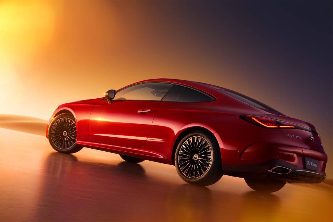 全新梅赛德斯-奔驰cle轿跑车上市