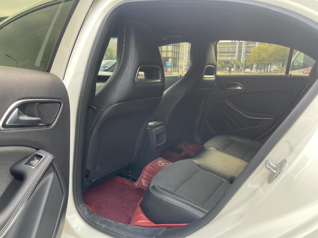 两箱的奔驰a180 在线出7.2w_奔驰a级社区_易车社区