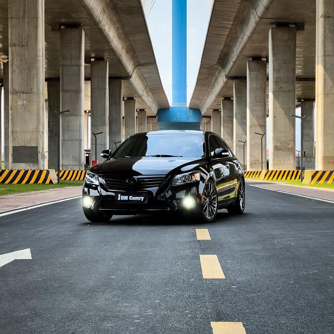 这样的黑武士凯美瑞是不是你喜欢的风格?_凯美瑞社区_易车社区