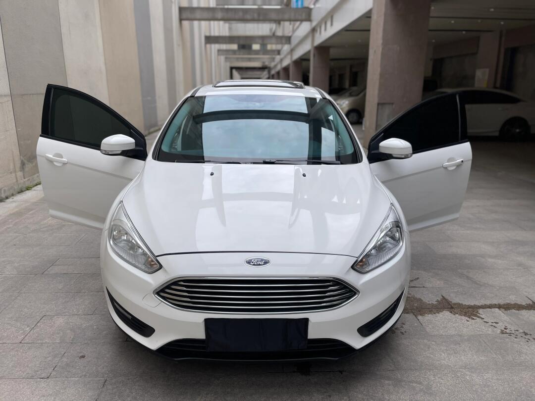 0t风尚豪华版 天窗,导航,多功能方向盘,行车电脑 _福克斯社区_易车