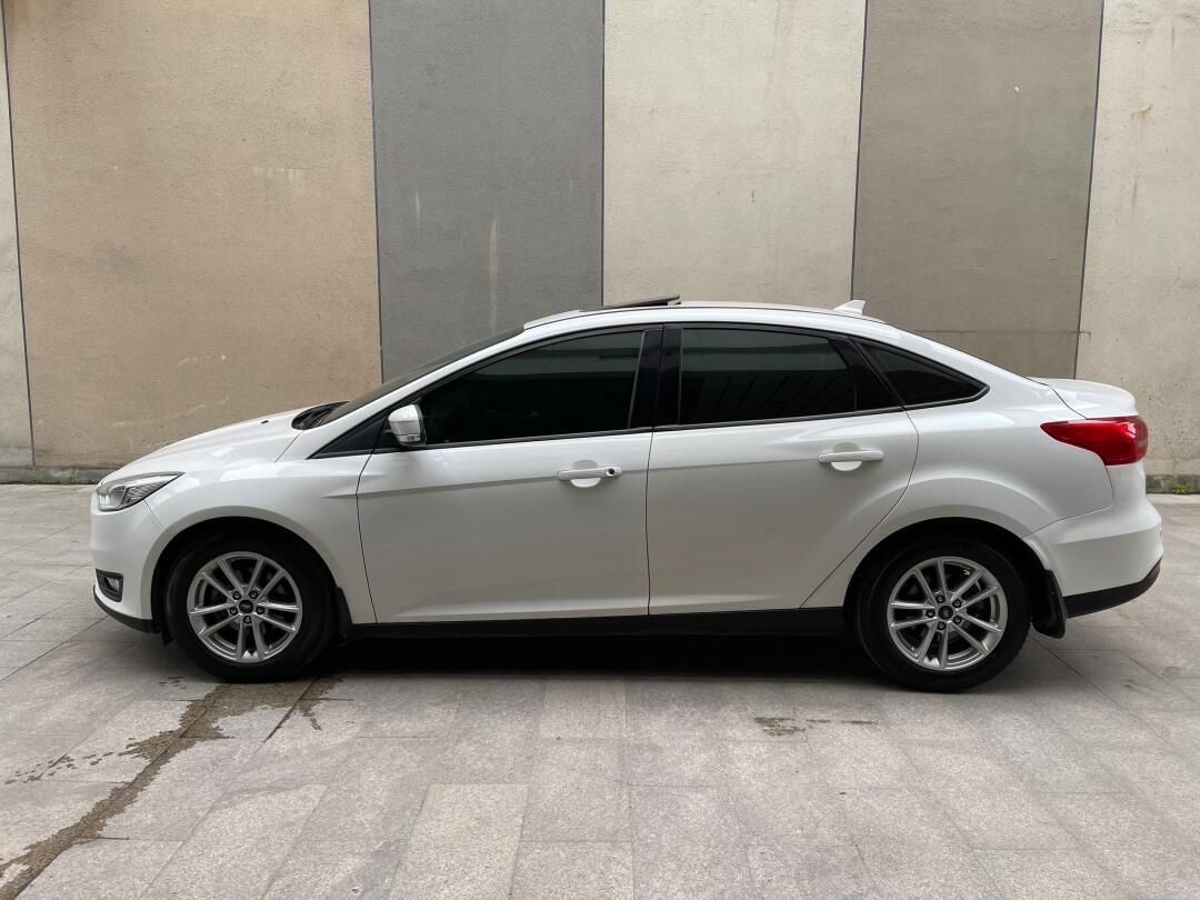 0t风尚豪华版 天窗,导航,多功能方向盘,行车电脑 _福克斯社区_易车