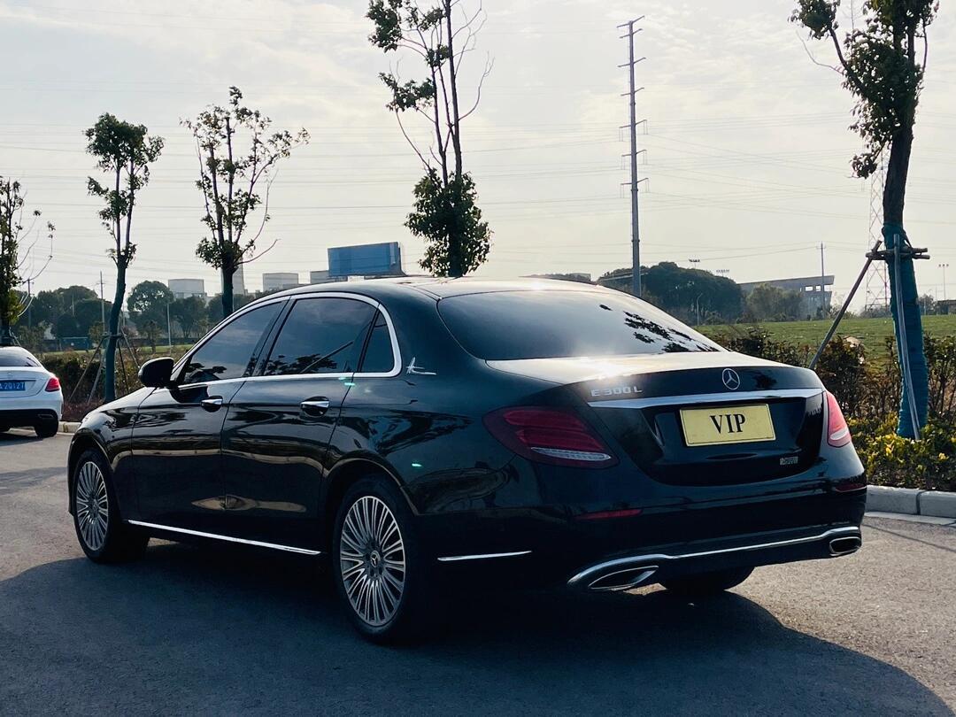 新到20年奔驰e300l豪华型,柏林音响,一手5万公里,30.