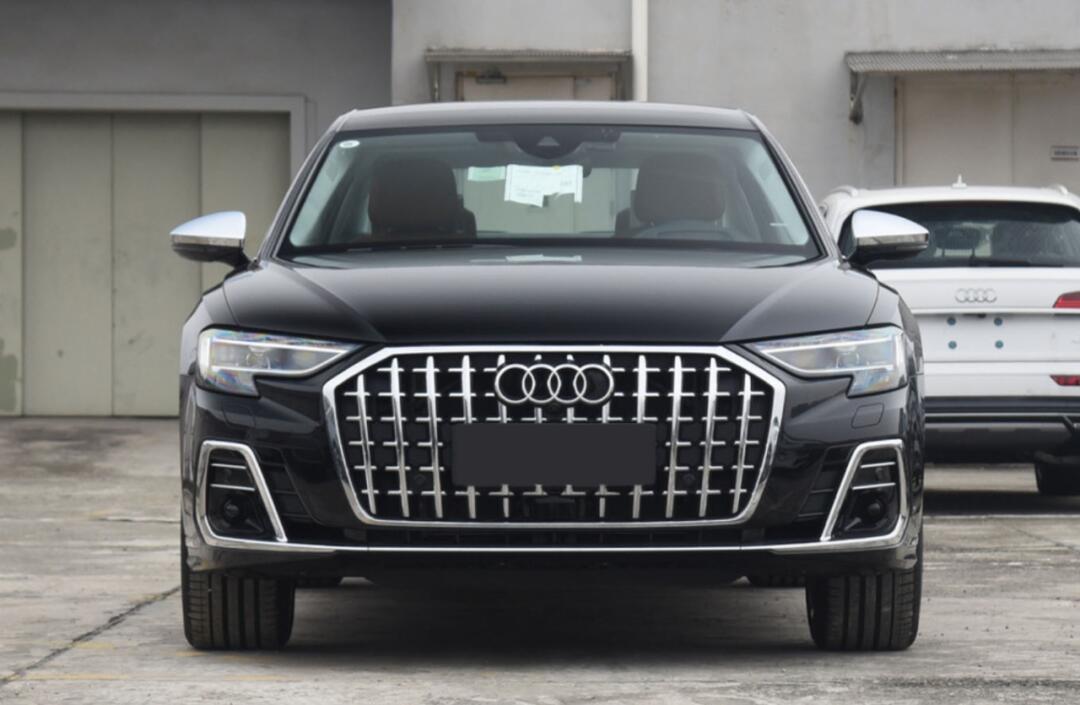 高规格动力的座驾,奥迪a8l horch创始人版