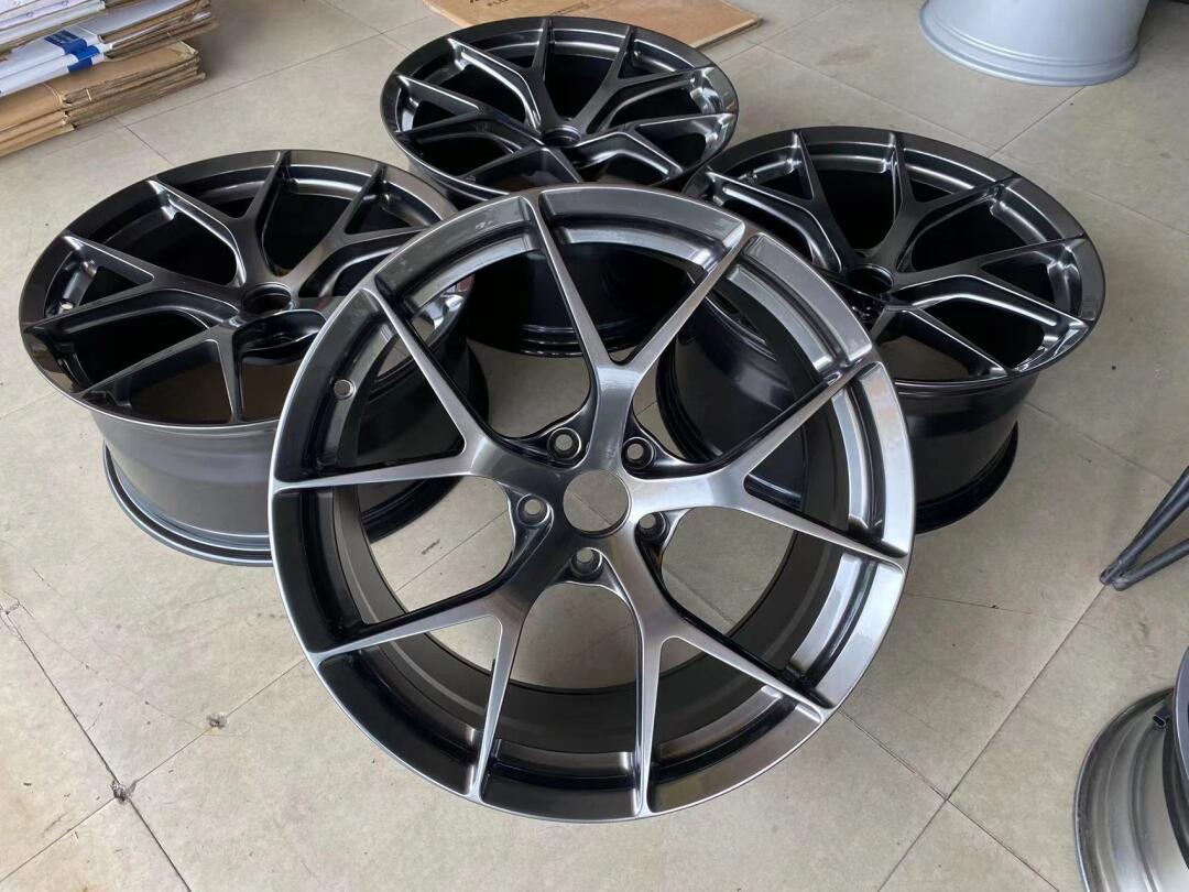 二手19寸5x112前后配锻造改装轮毂 奥迪a6 a5 a7 rs7 旅行版rs_宝马5