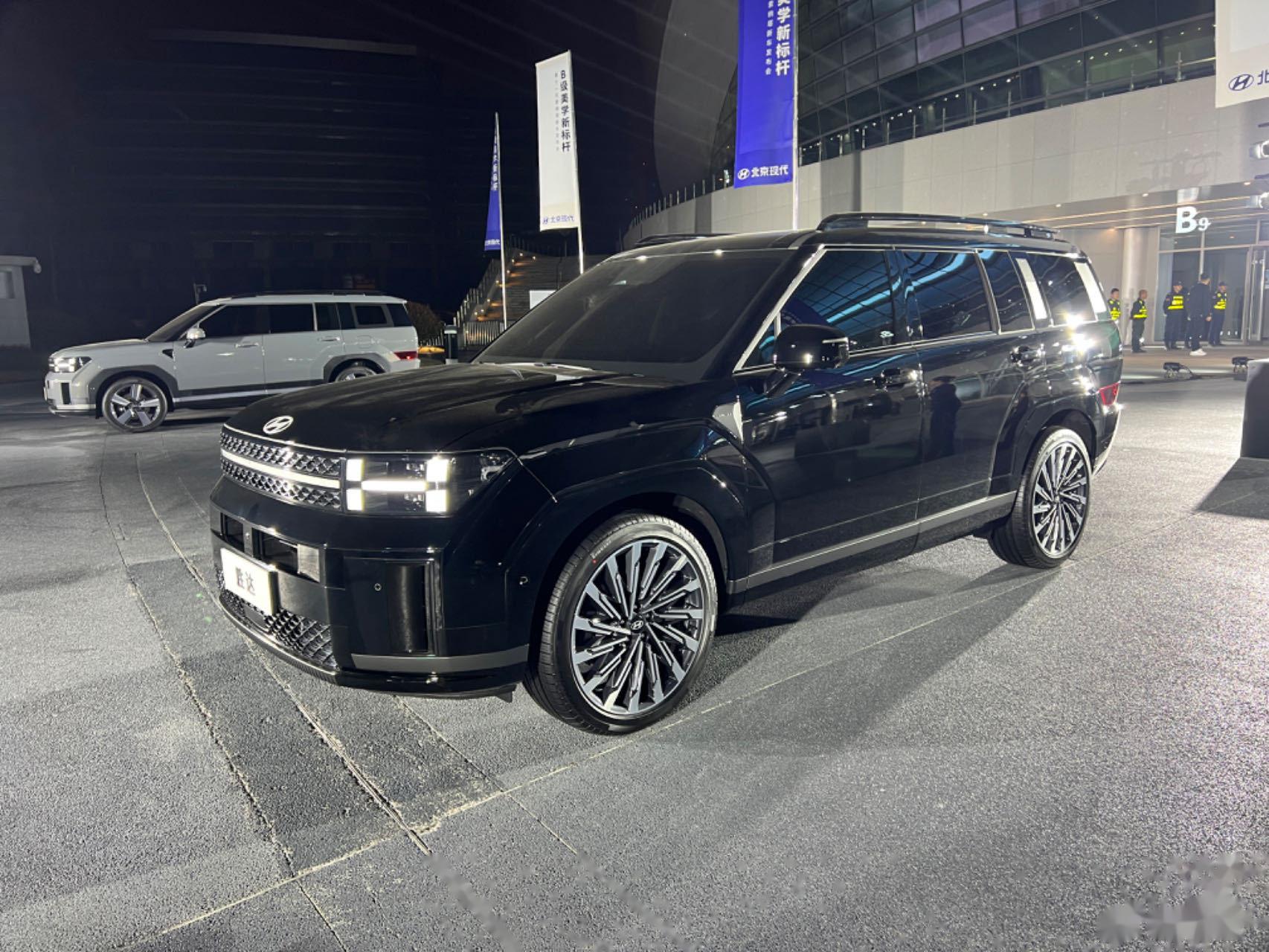 我觉得白色很不错. 猜一下胜达价格,_胜达社区_易车社区