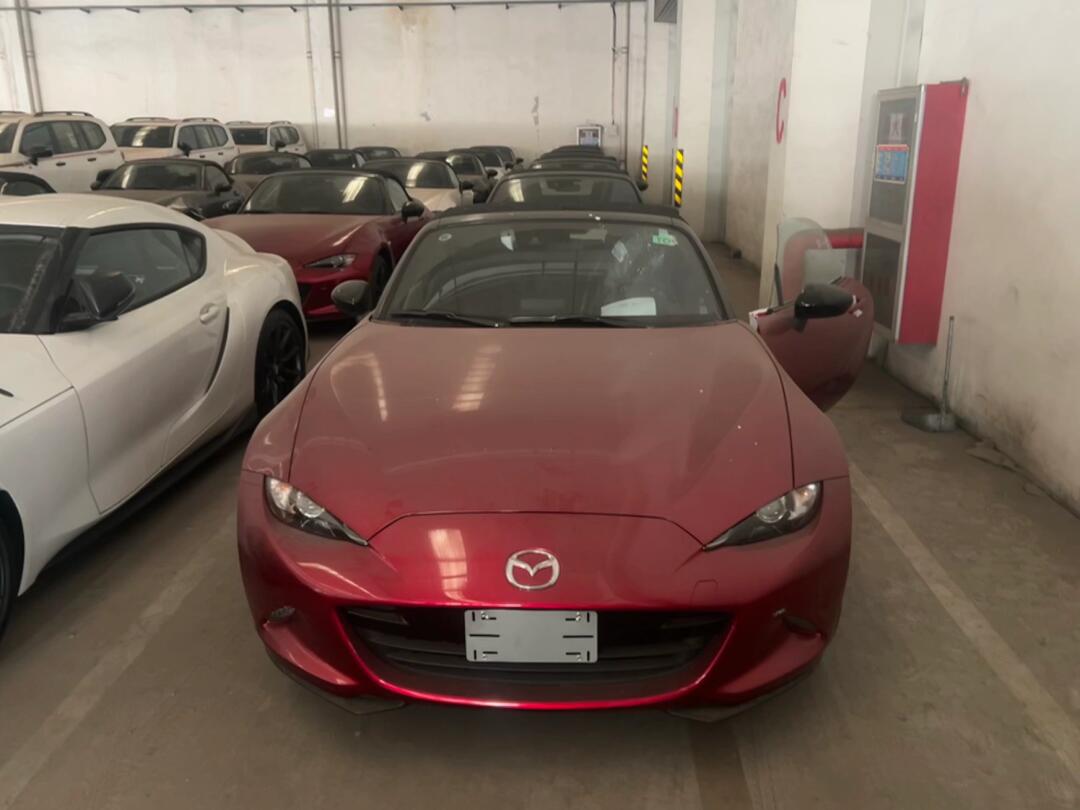 马自达 自动挡 也有软顶 23款马自达mx-5 (自动软顶)gs-p 配置:17