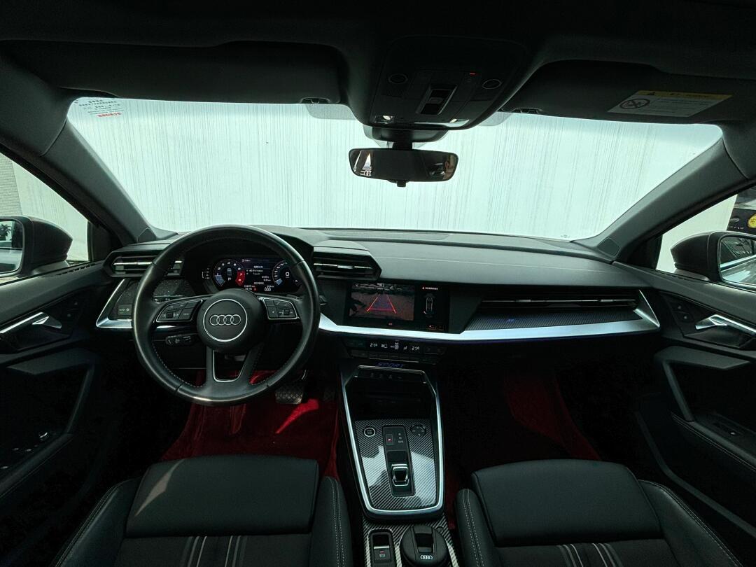 奥迪a3l 1.4t时尚运动版