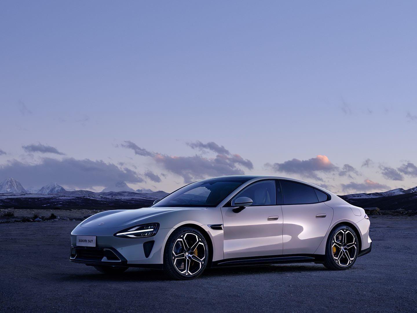 今天科技圈最大的事情,莫过于小米首款汽车小米su7正式发布～ 发布会