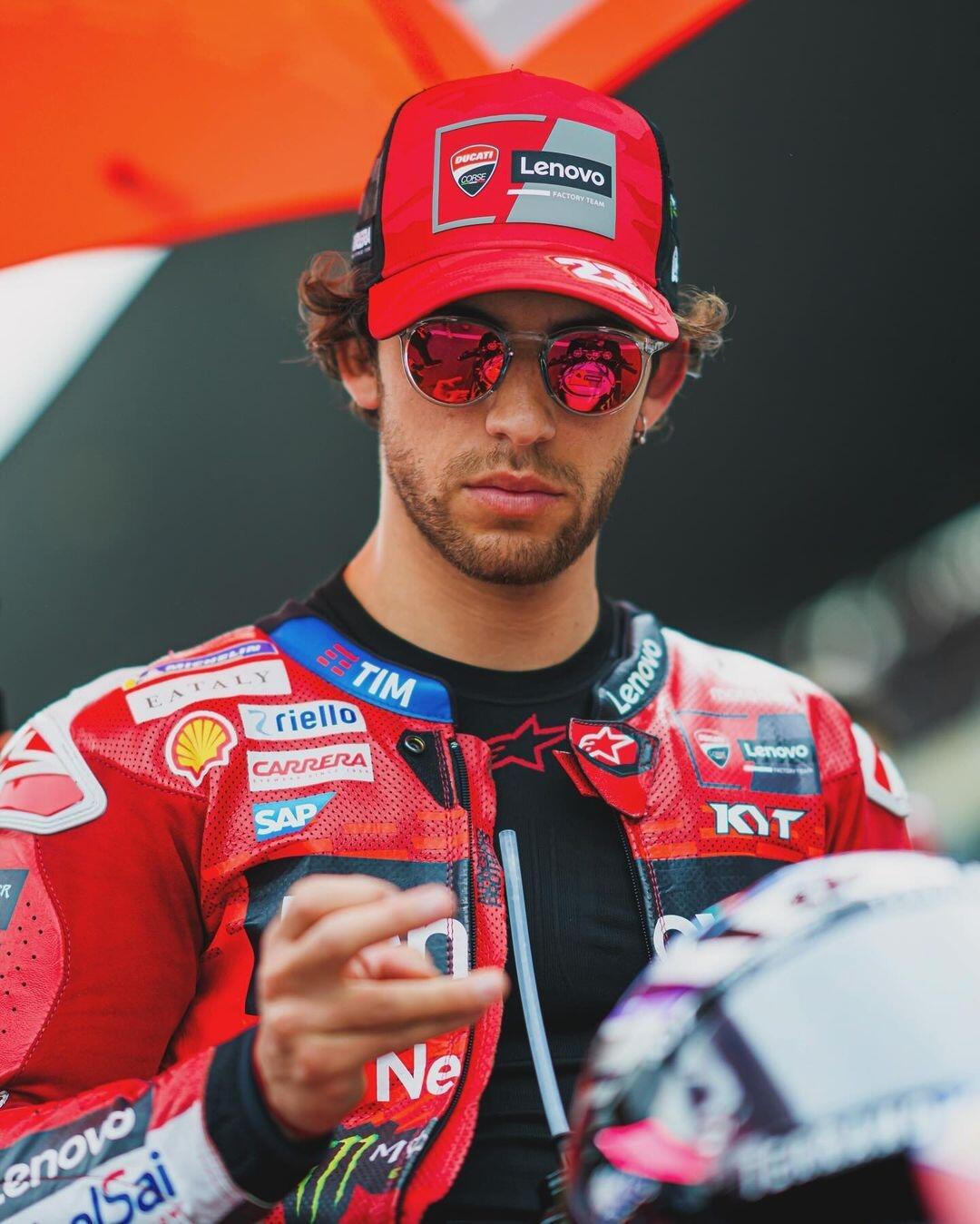 kyt头盔|恭喜杜卡迪厂队kyt车手巴斯塔尼尼_汽车杂谈社区_易车社区