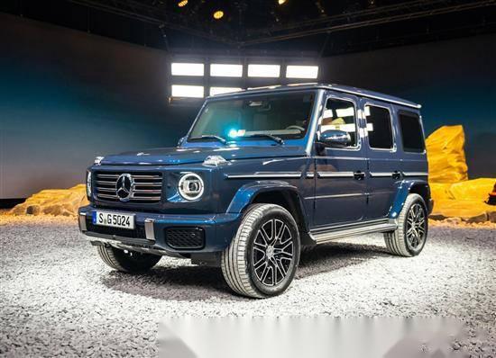 新款奔驰g级家族包含了g500,g450d,a>