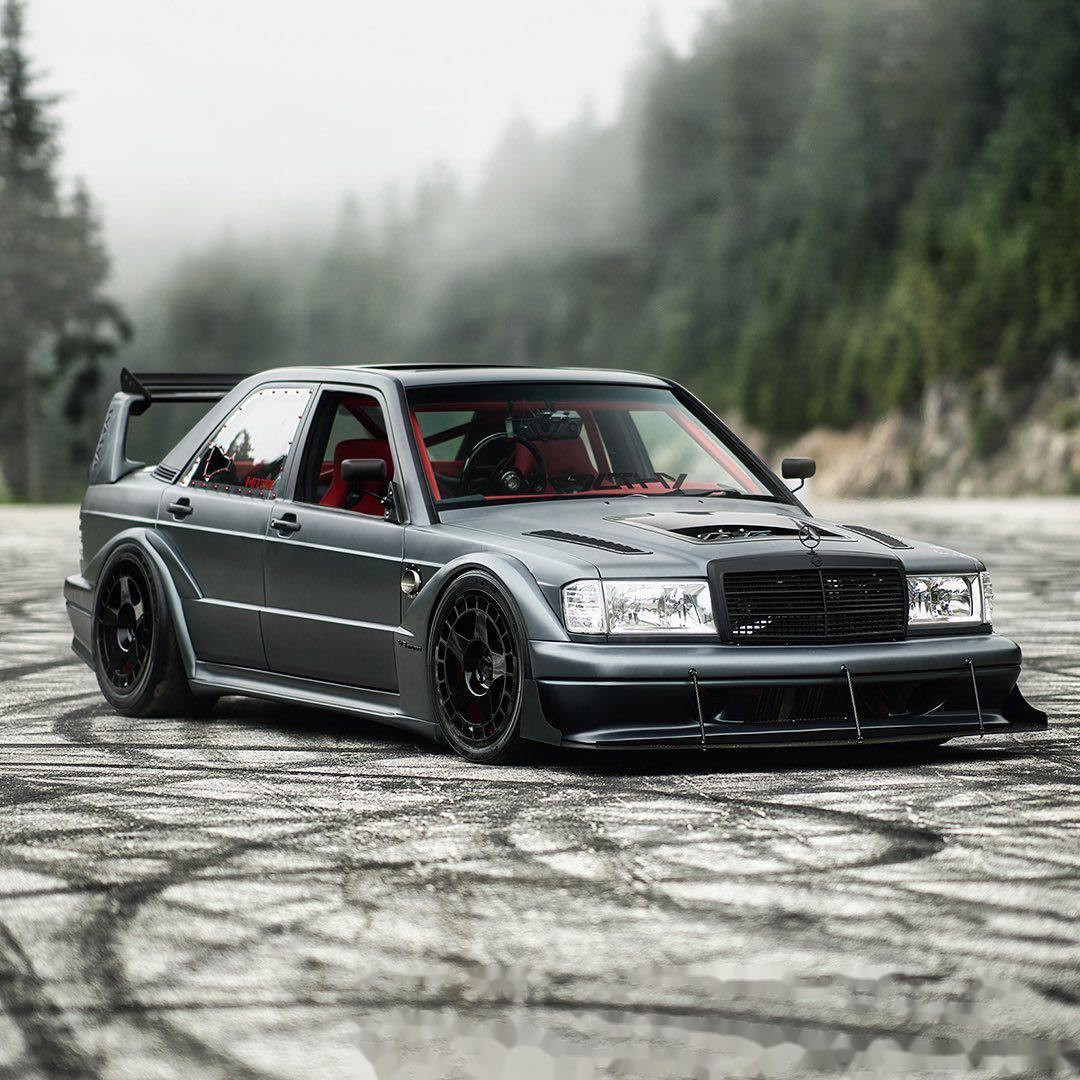 来自30多年前的暴力美学奔驰190eevo各种现代化改装简直太帅了