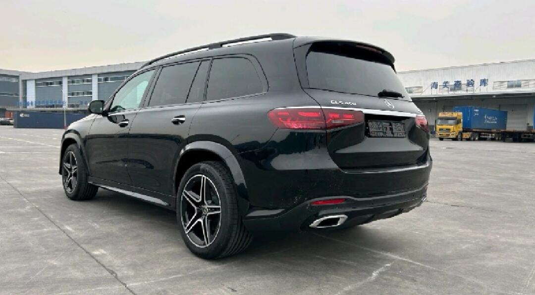 梅赛德斯奔驰gls450已乘坐中欧专列抵达我国_奔驰gls社区_易车社区