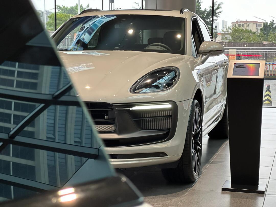 我们要不一起坐进macan gts看一下?_保时捷macan社区_易车社区