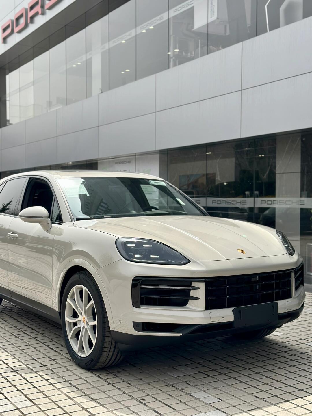 超高级的卡宴|开司米金属漆配午夜绿_保时捷cayenne社区_易车社区