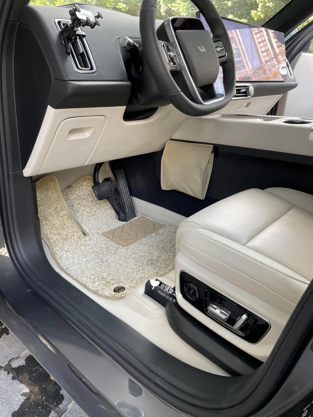 理想新l7选白色内饰 差点后悔01