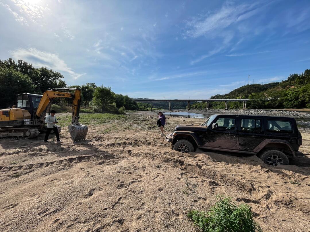 记录牧马人rubicon第一次沙地陷车_牧马人社区_易车社区