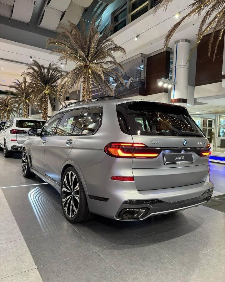 当前位置:>易车>社区>宝马x7社区>宝马x7m60ixdrivev8双涡轮增压