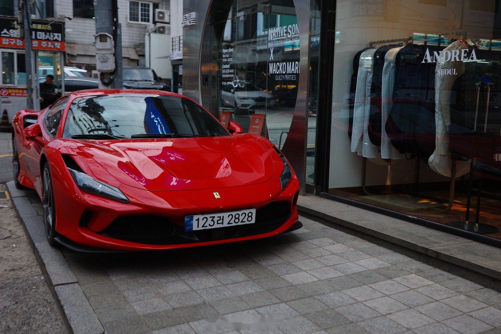 韩国法拉利还挺多,但嘹亮的5.