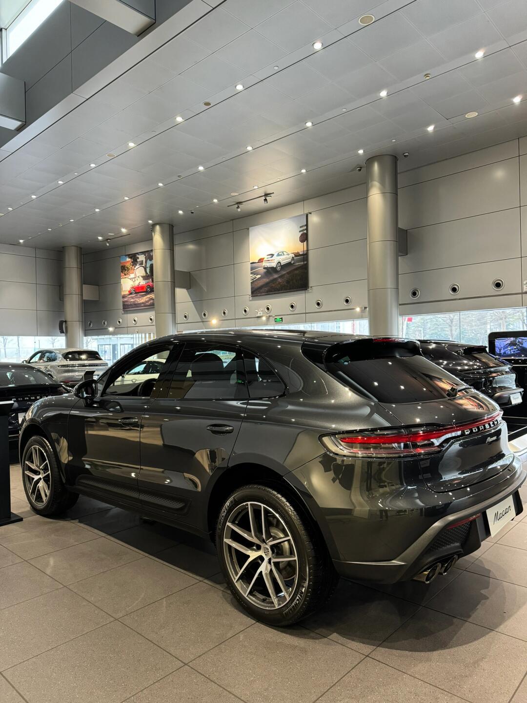小姐姐选macan 99火山灰适合吗?_保时捷macan社区_易车社区