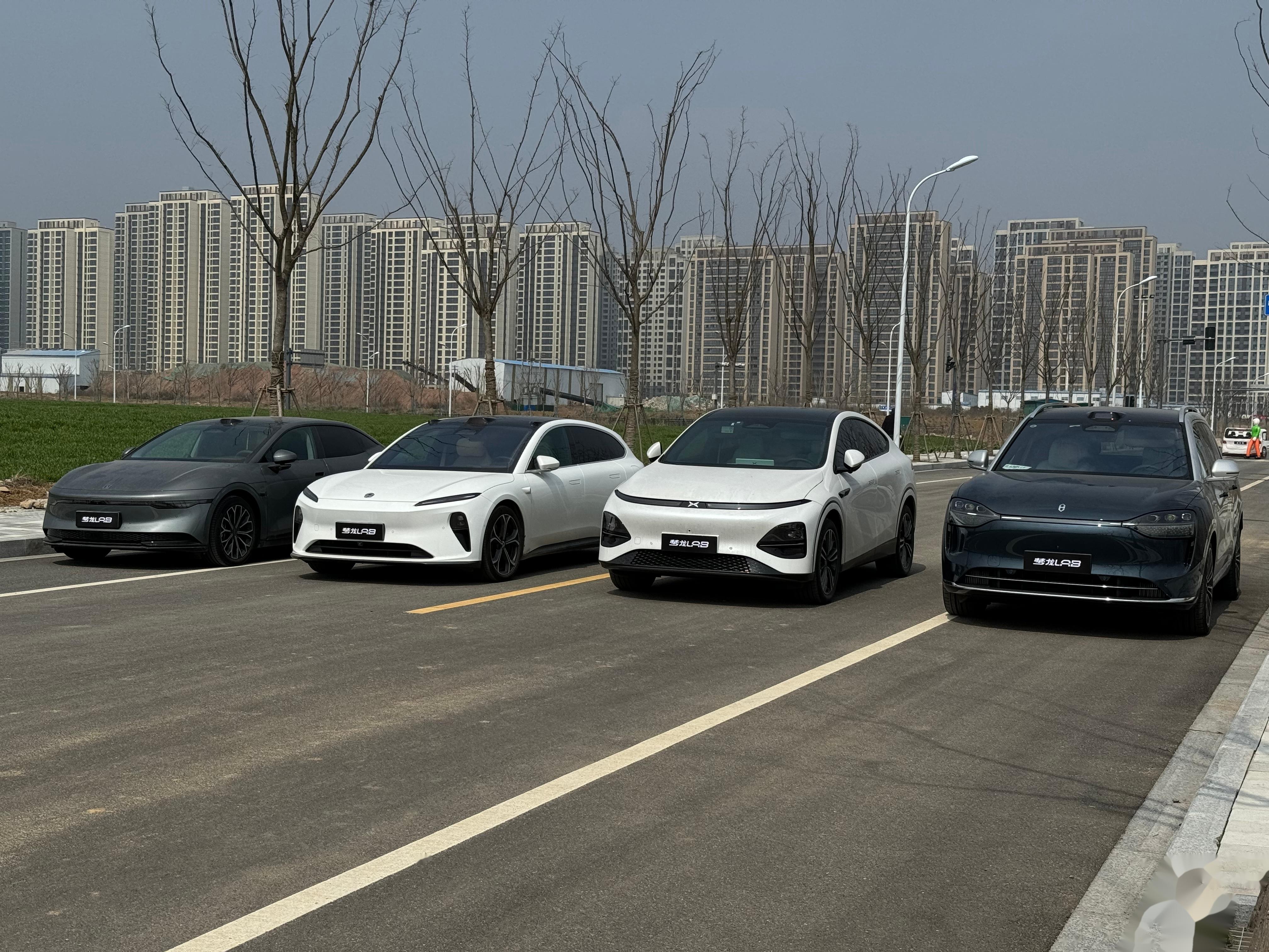 兄弟们,帮我参谋下,明天早晨提安徽首台,我应该开什么车去?