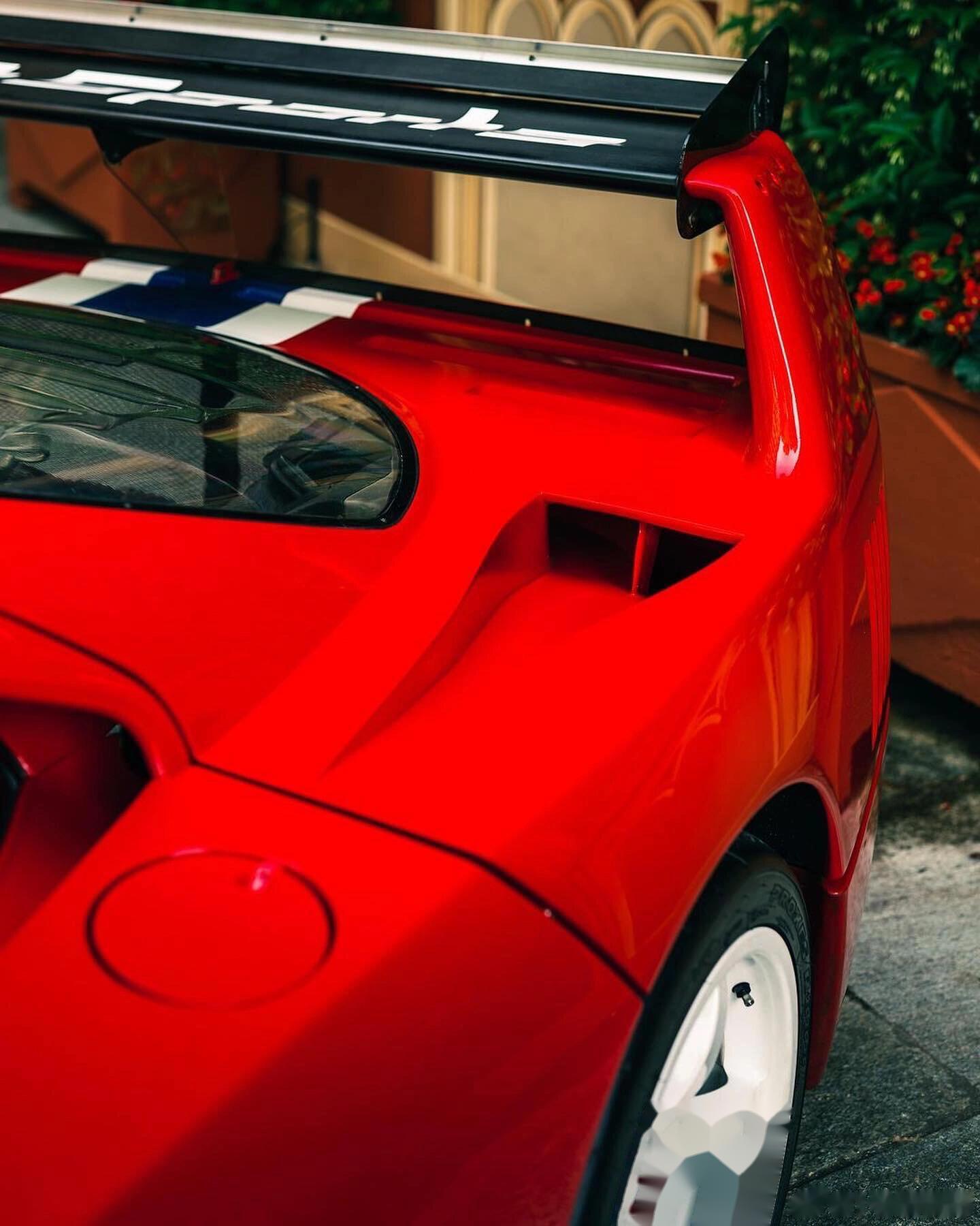 法拉利f40这拉花既不会撞款又很帅