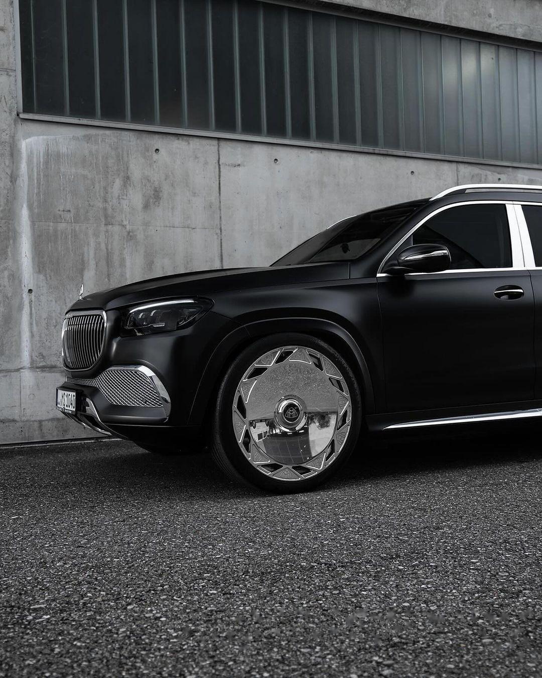 梅赛德斯-迈巴赫 gls 600