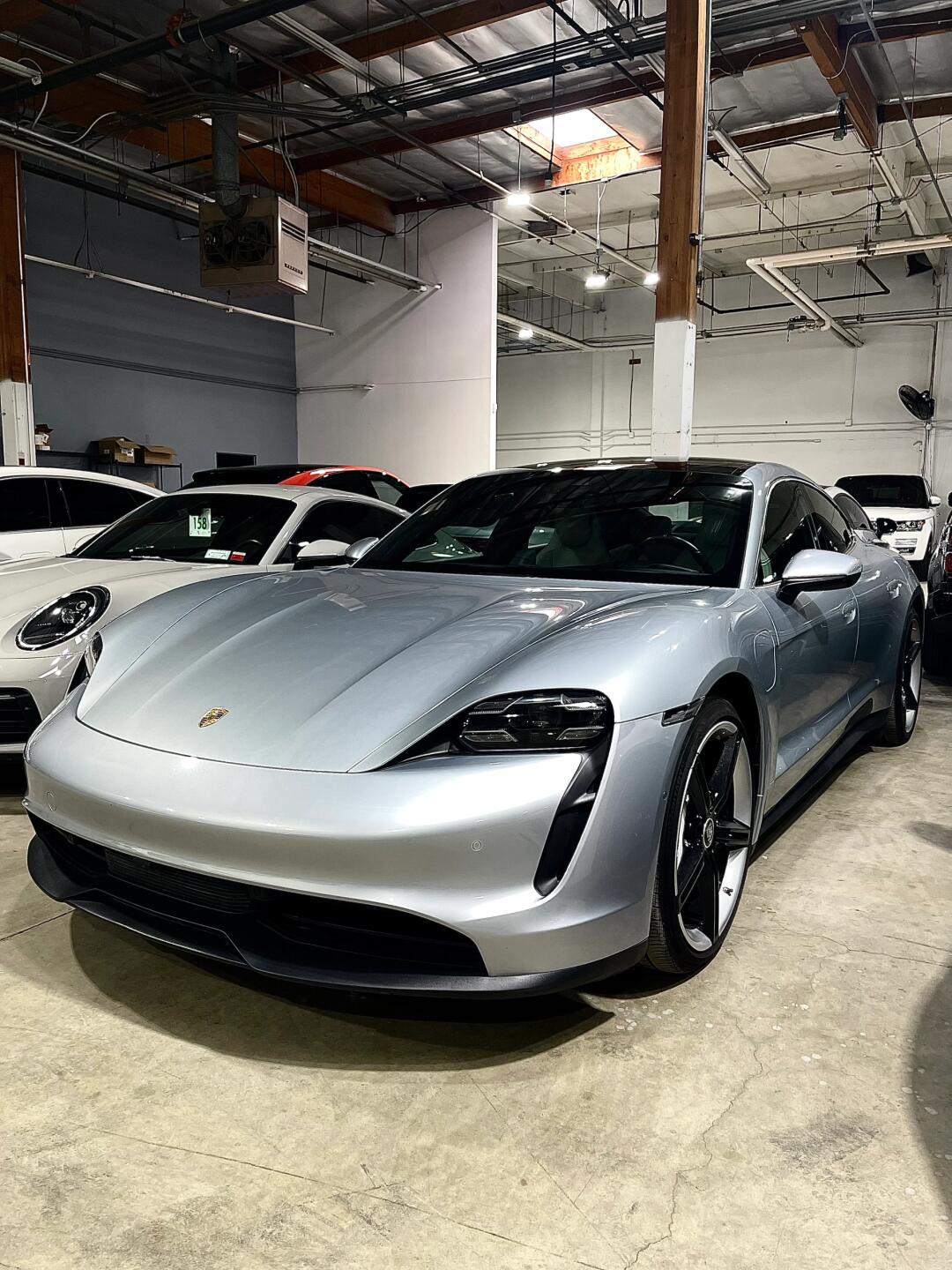 保时捷白内真很迷人072万迈taycan4s半价出_保时捷taycan社区_易车