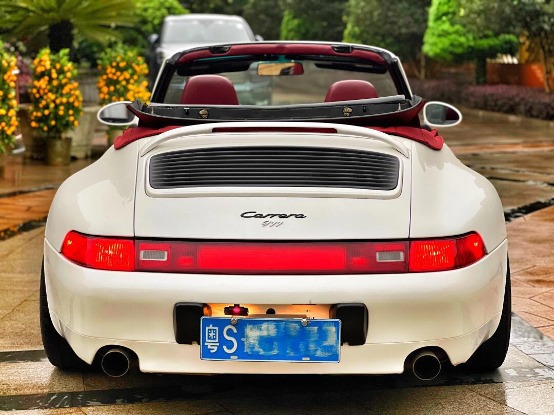 保时捷993 cabriolet手动挡原码静待新主人_保时捷911