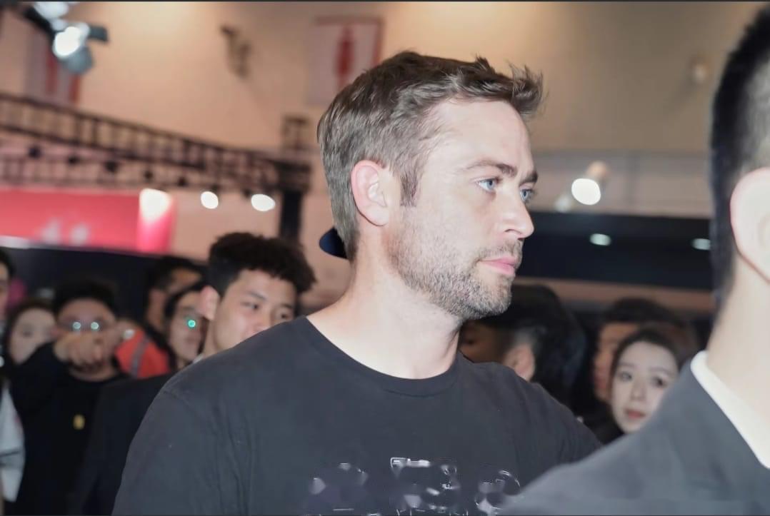 台湾老车# 有没有觉得这个人很面熟paul walker的弟弟 cody wa_汽车