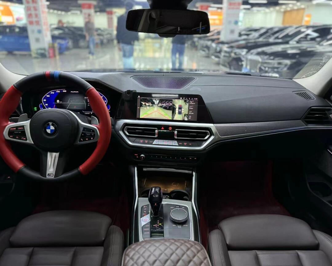 当前位置:>易车>社区>宝马3系社区>21年宝马325i耀夜>1080_864