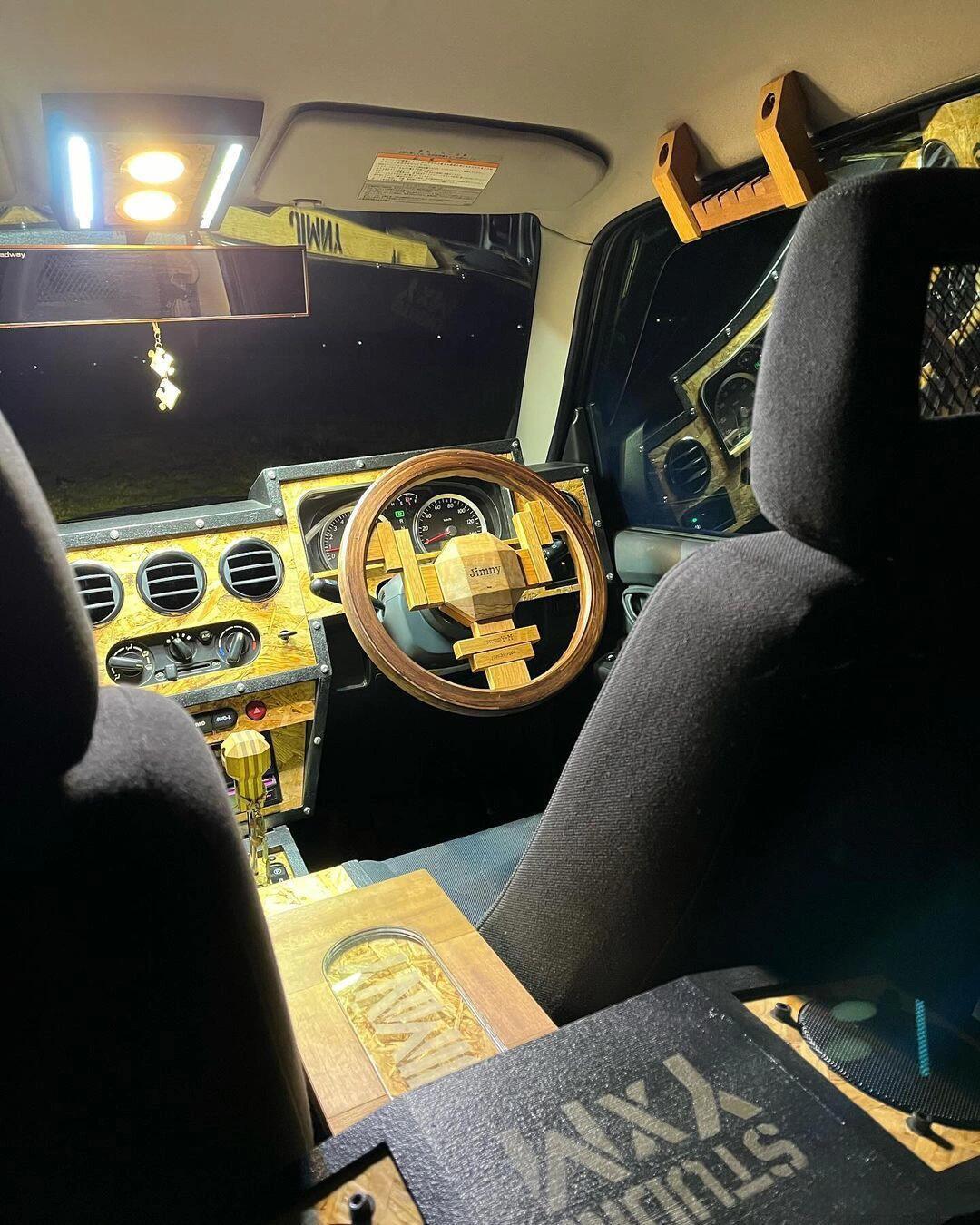 吉姆尼内饰纯木风改装方案