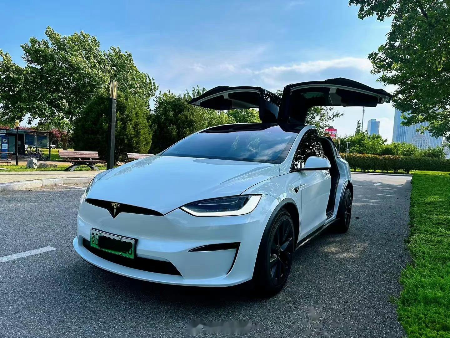 说一下我个人觉得特斯拉目前最大的优势,和让我最喜欢的地方:几乎零