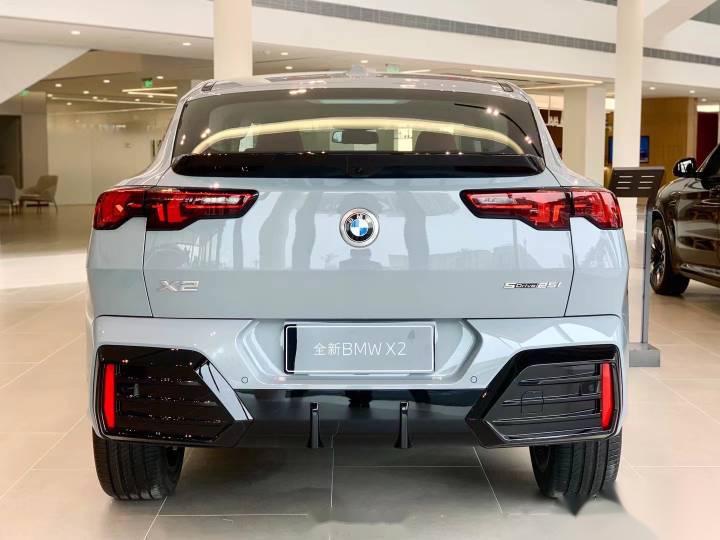 全新宝马x2实车帅是帅了但风格有点难评
