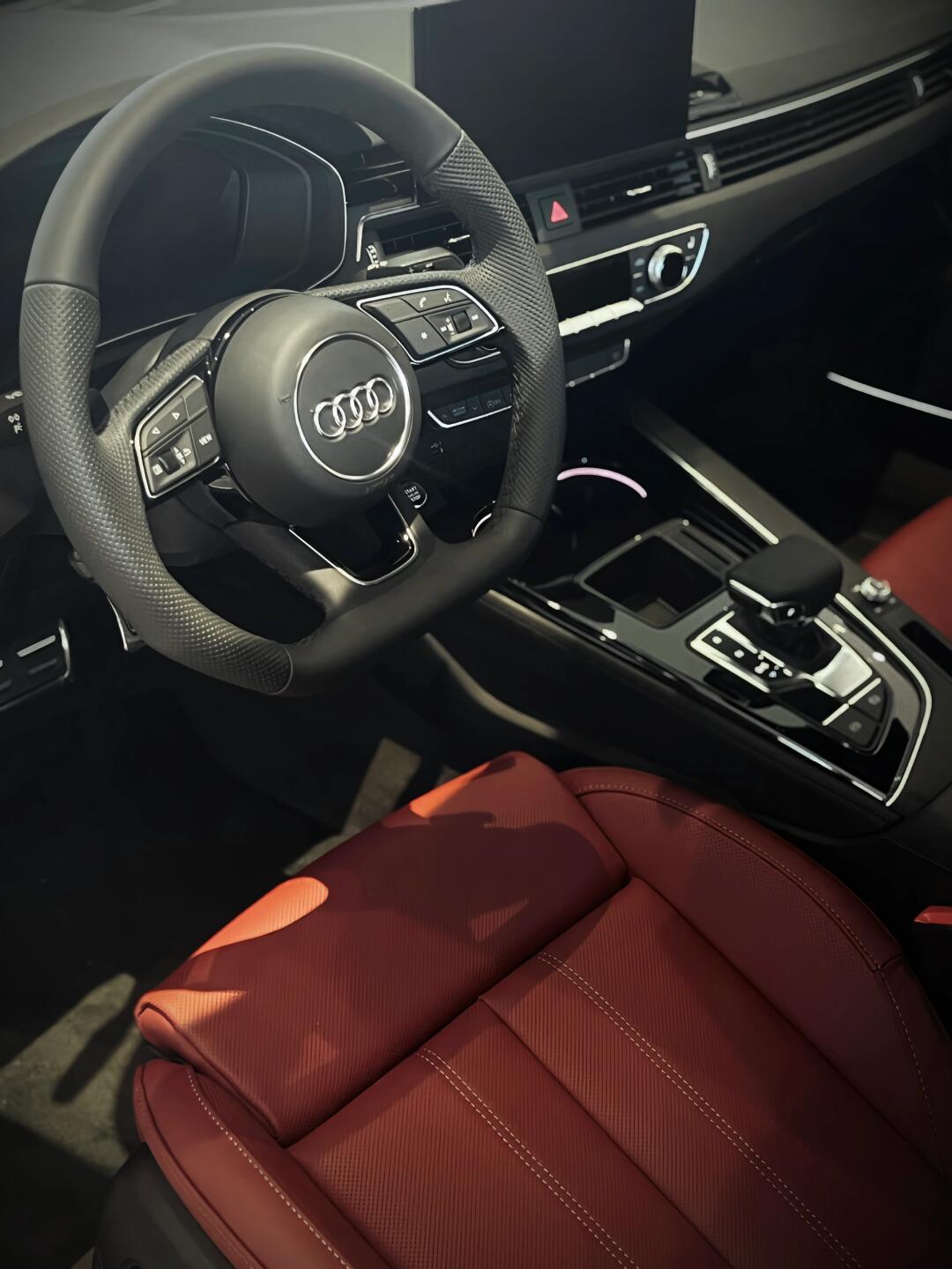 红色内饰的a4l谁不爱?_奥迪a4l社区_易车社区