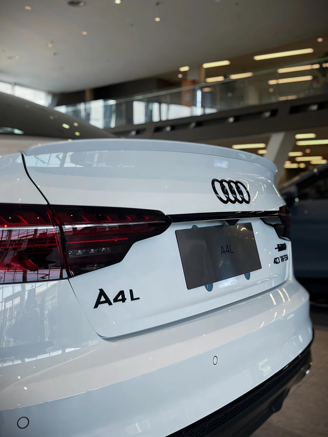 红色内饰的a4l谁不爱?_奥迪a4l社区_易车社区