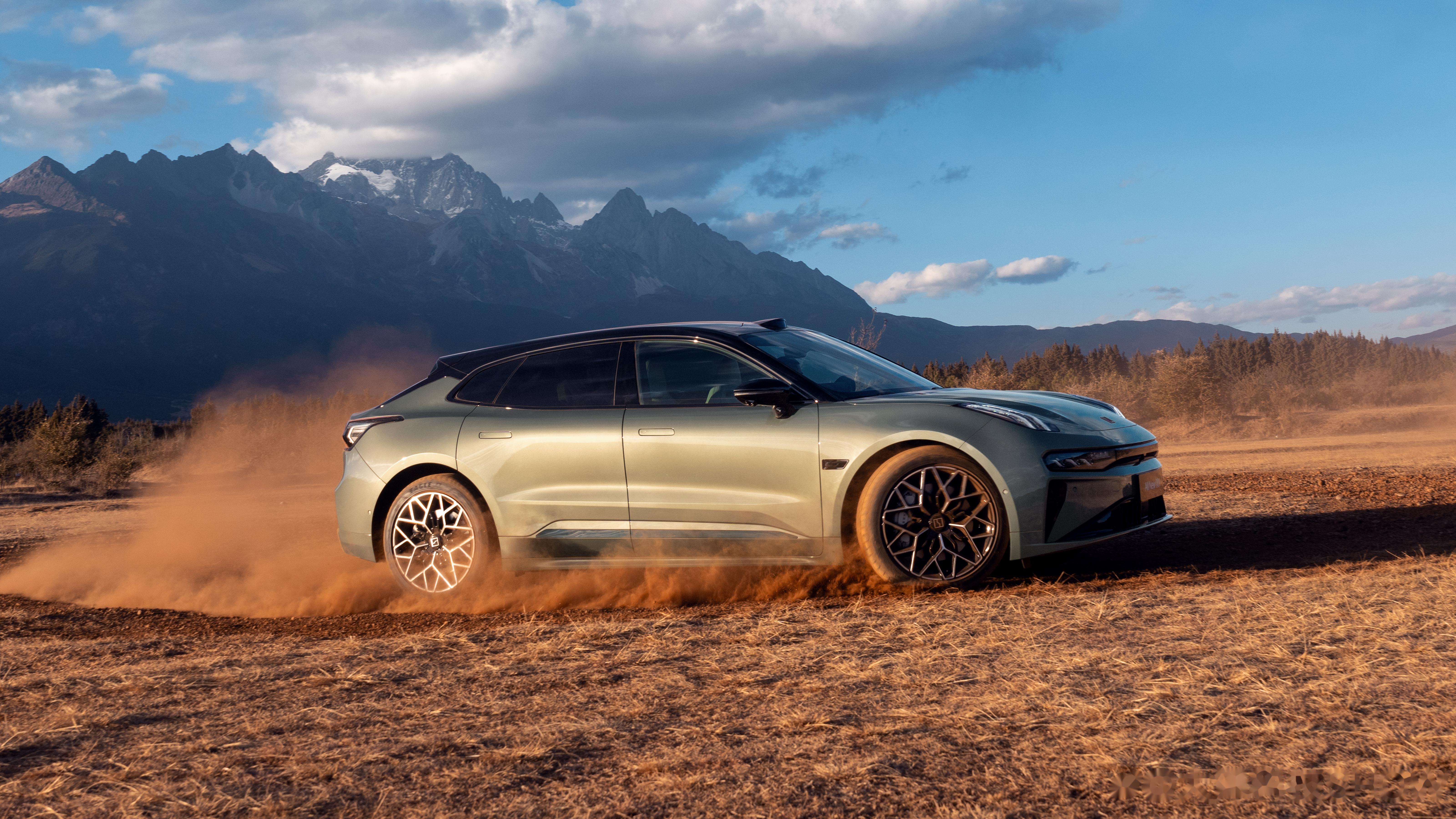 如今消费者对于新能源汽车的续航和补能速度的期望在不断提升,那么