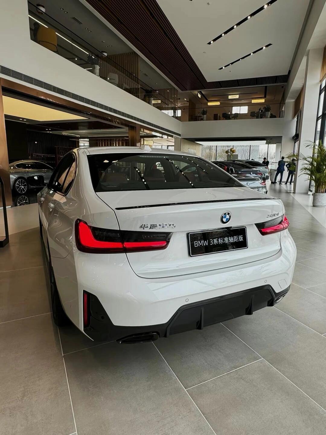 宝马3系配置那么多 你怎么选71