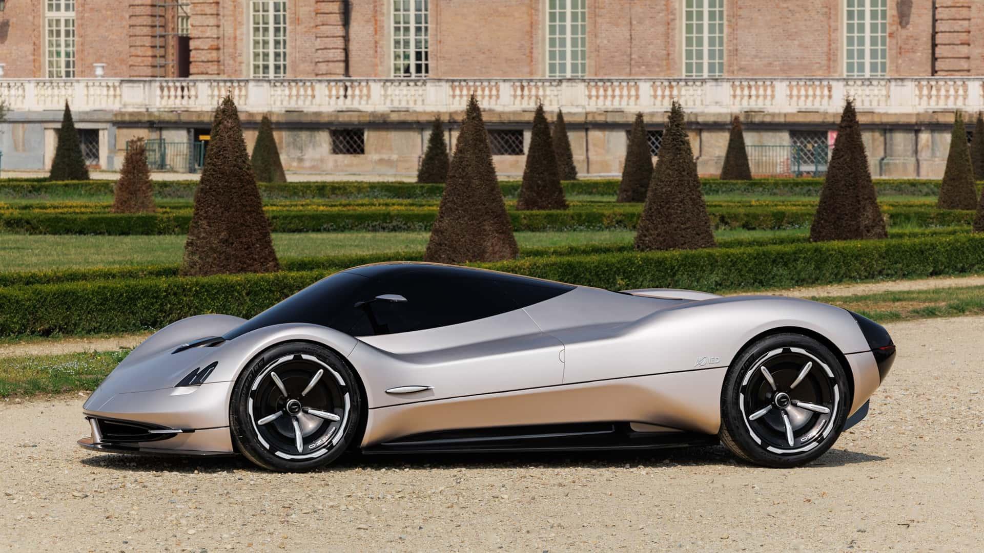 zonda最初是在1999年日内瓦车展上推出, 直到2022年,帕加尼仍在研究z