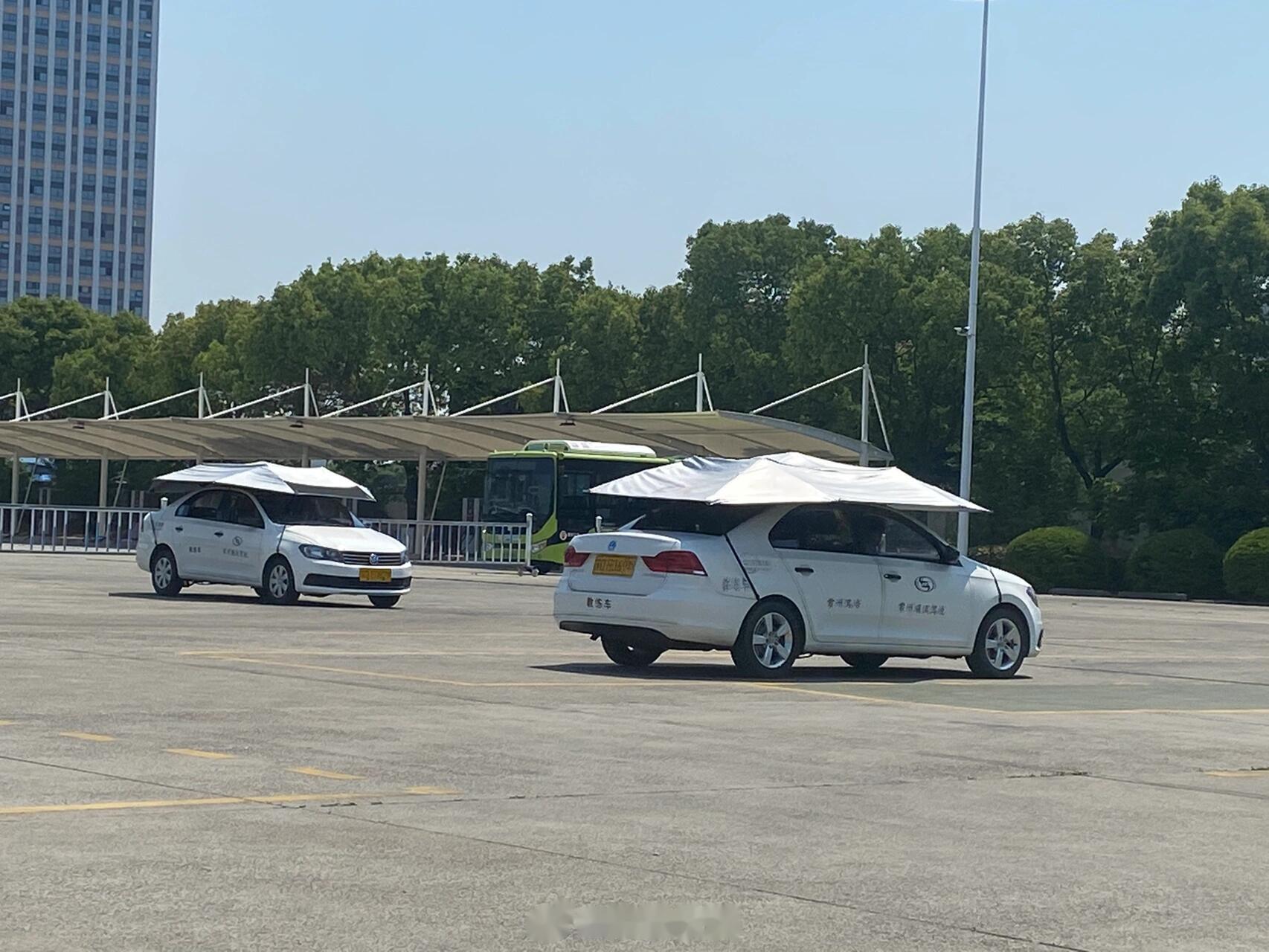 练车不用担心晒了# 练车不用担心晒了现在的驾校都这么贴心了吗,皇乔