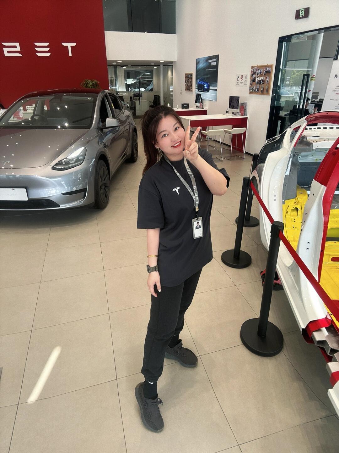 穿新工服啦～!在特斯拉打工的39天!_汽车杂谈社区_易车社区
