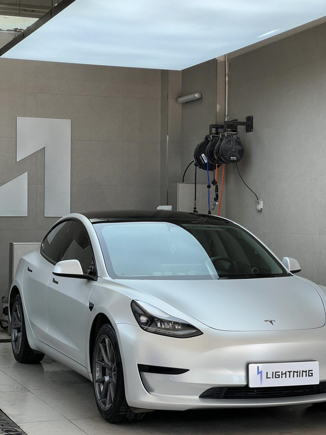 model 3|贴来贴去 好像还是银色系最百搭93