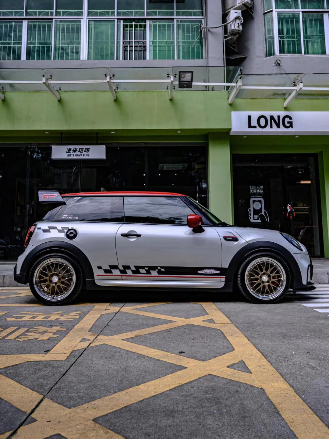 你看到的地方都改了的mini jcw_mini jcw coupe社区_易车社区