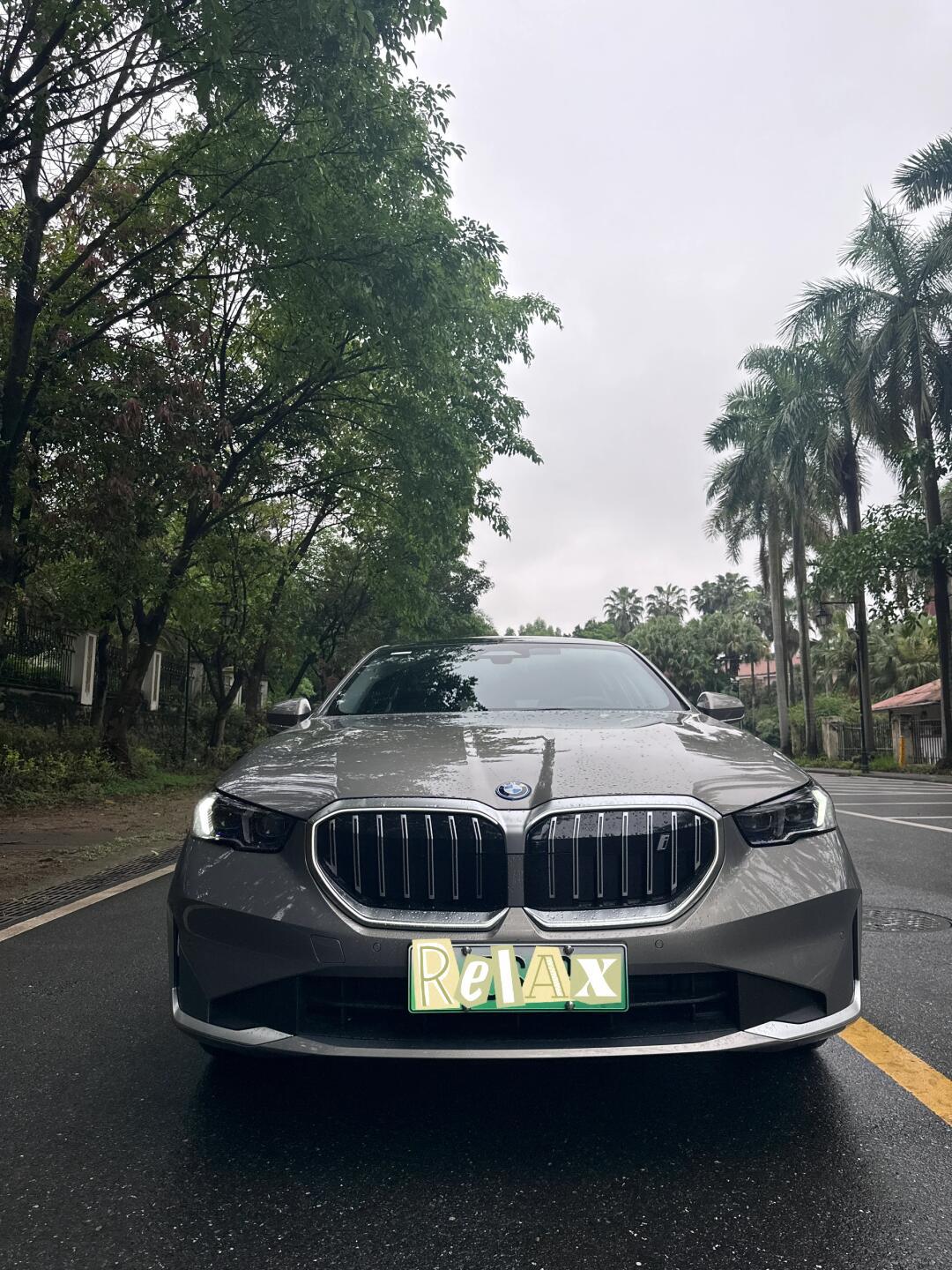 这次有机会深度体验了新款宝马纯电5系 b_宝马i5社区_易车社区