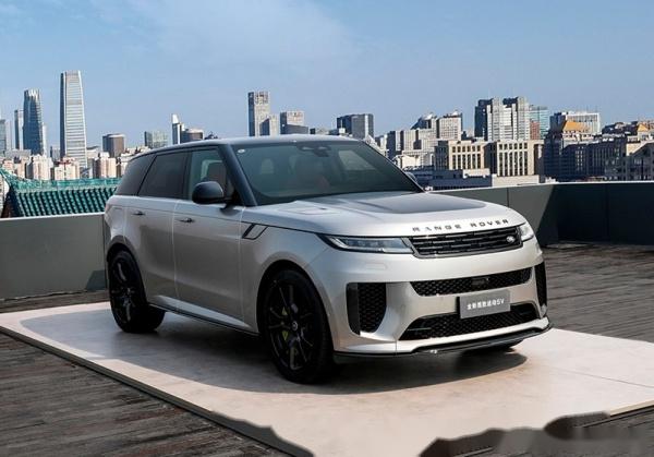 新款路虎揽胜运动版sv将于4月12日上市,将采用限量的形式发售.