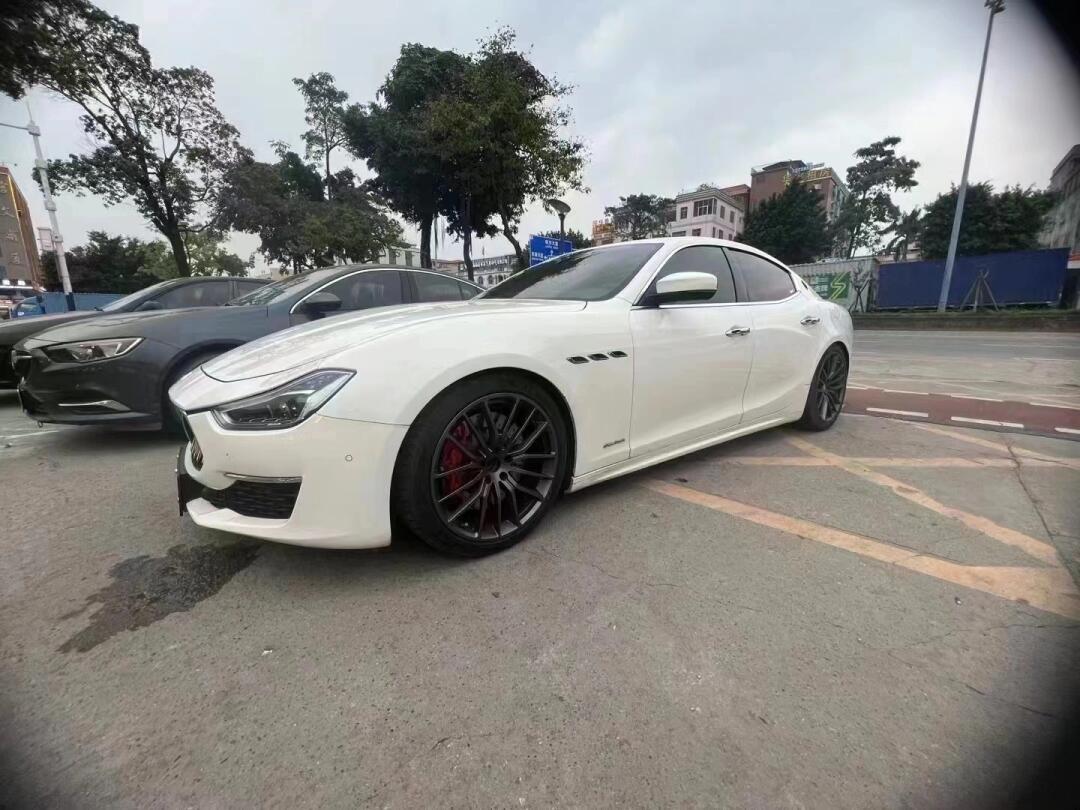 20年玛莎拉蒂吉博力 白外红内 3万公里_玛莎拉蒂ghibli社区_易车社区