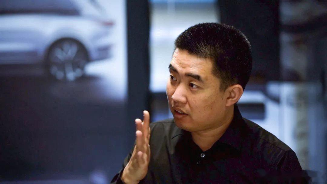 理想mega上周卖了265辆,距离月销三位数越来越近,但李厂长却离微博