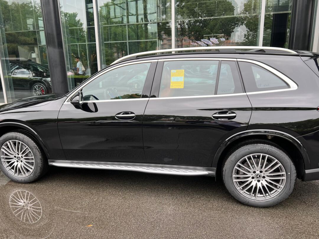 当前位置:>易车>社区>奔驰glc社区>今日份交车,喜提奔驰glc300l动感>