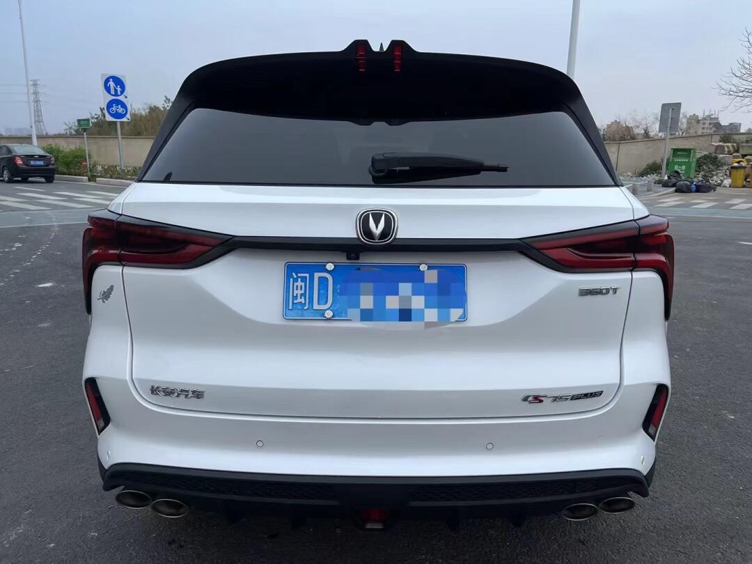 私家一手车,极品车况,新到2022长安cs75puls,2.