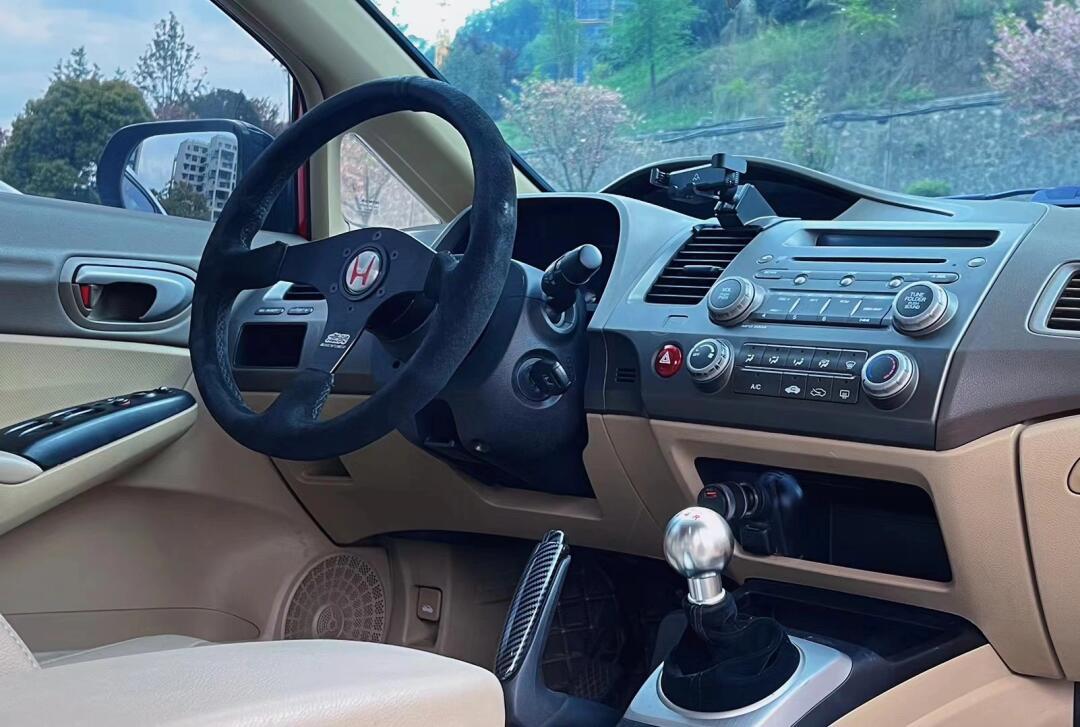 07年11月上牌本田思域,手动不带天,车况精品的无法,费用天长地久到